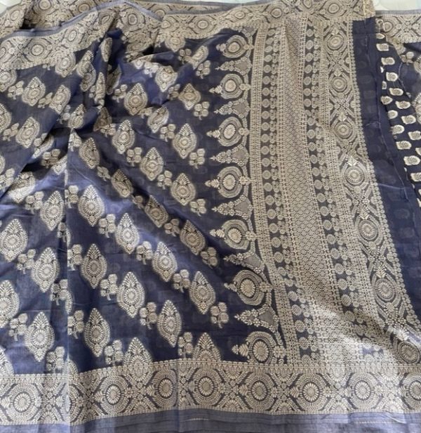 Grey Lucknowi Saree - Image 3
