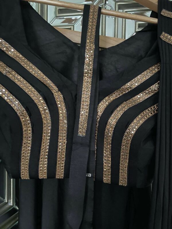 Readymade Saree Black - Image 4